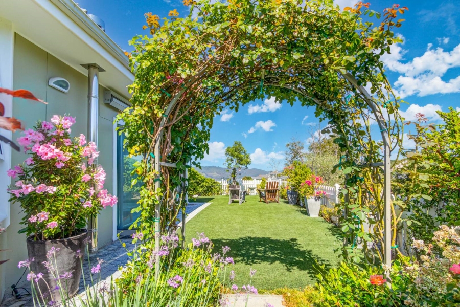 3 Bedroom Property for Sale in Hunters Estate Western Cape